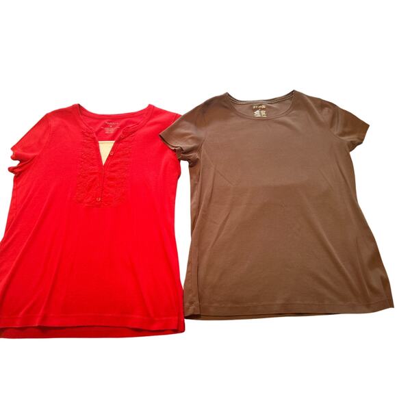Vintage Lot of 2 Women's T Shirts VanHeusen St. John's Bay Size Medium - Picture 1 of 7
